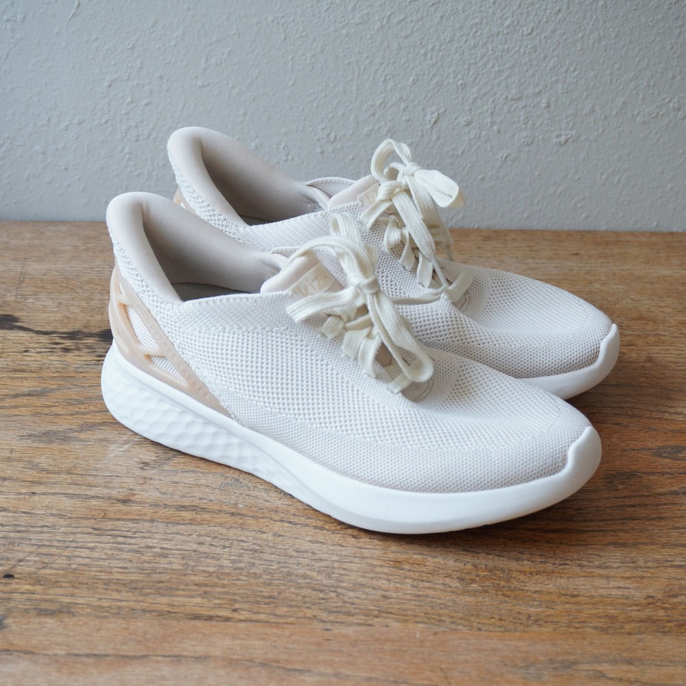 Kizik Lima Hands Free Sneakers Cream White Womens 8.5 Athletic Shoes Comfort
